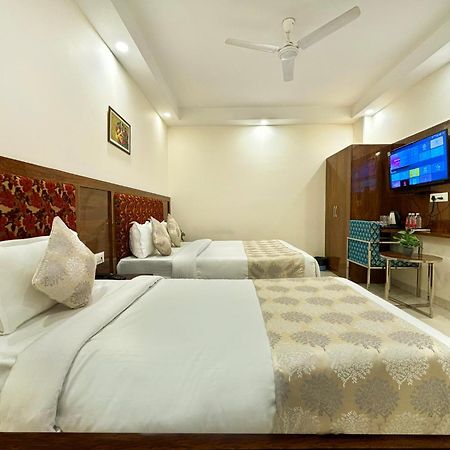Hotel Emblem Suites- Near Delhi Airport Nové Dillí Exteriér fotografie