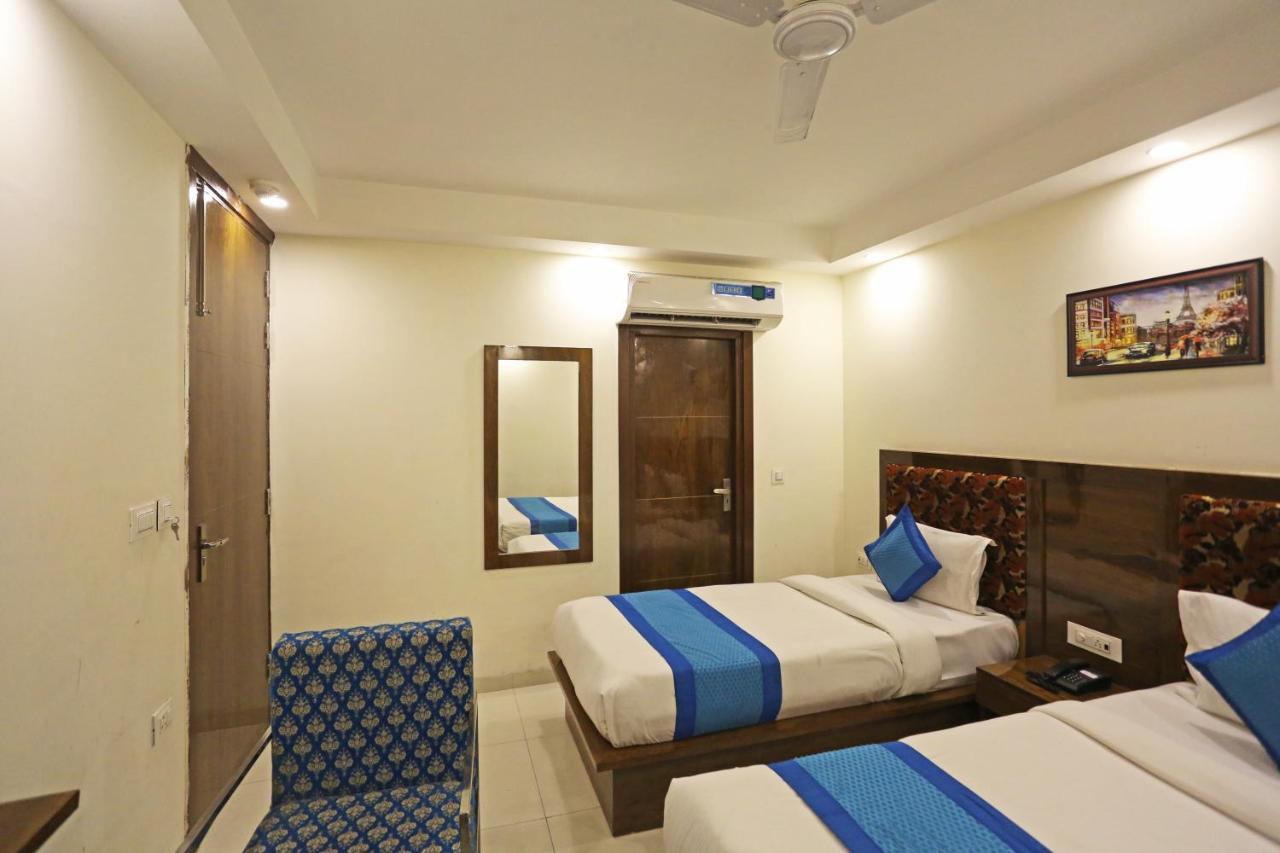 Hotel Emblem Suites- Near Delhi Airport Nové Dillí Exteriér fotografie